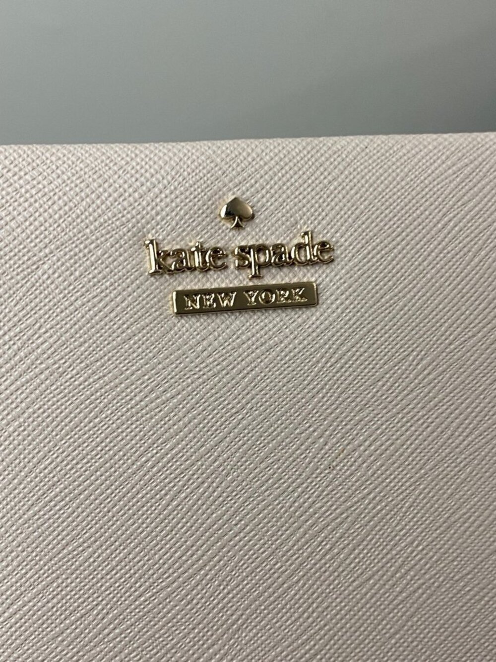 Kate Spade New York Minnie Mouse Crossbody Bag Beige Leather Chain Strap - Picture 8 of 14